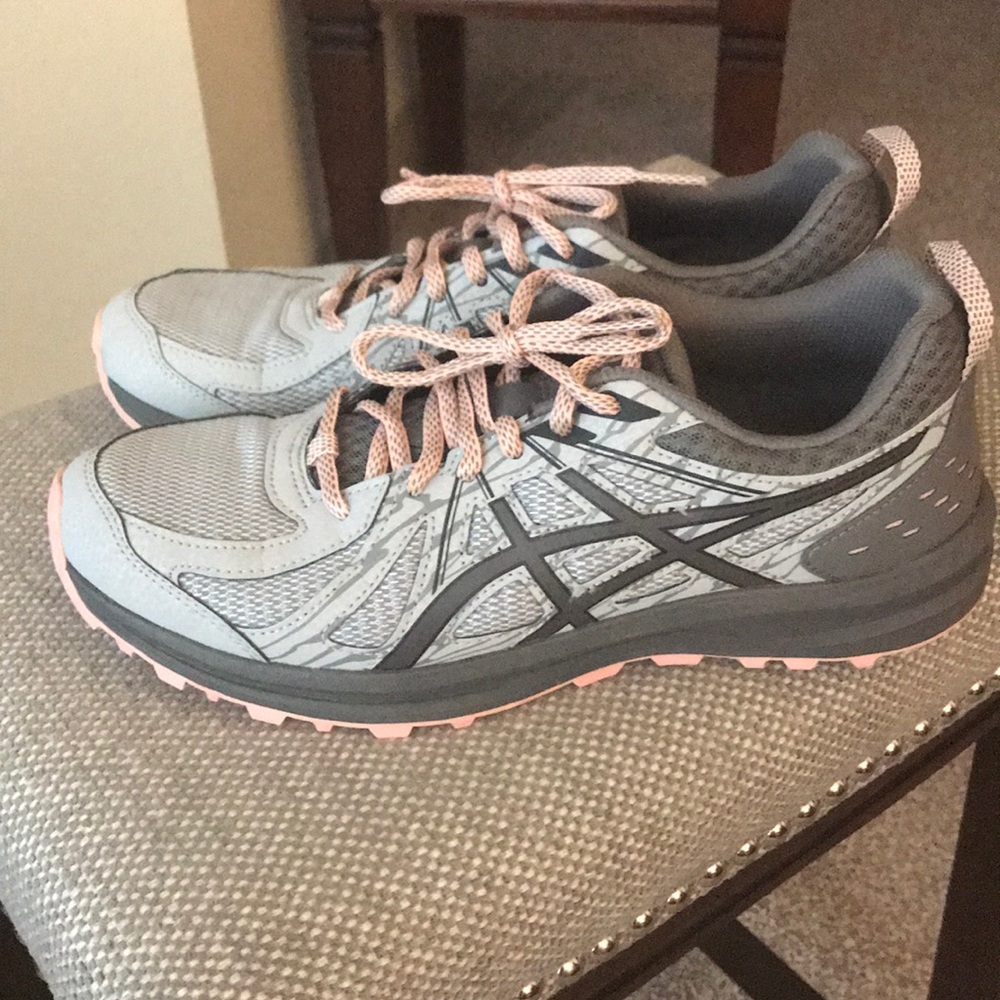 ASICS tennis shoes